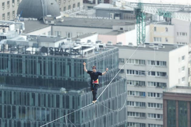 Jaan Roose crossed a highline between two tallest Polish building WARSAW, POLAND - MAY 31: Jaan Roose walks a highline between the Palace of Culture and Science and Varso Tower during the Red Bull Time Line in Warsaw, Poland, May 31, 2026. During the event Estonian slackliner crossed a 500-meter-long line suspended about 180 meters above the city streets between two tallest buildings in Poland. Jakub Porzycki Anadolu Warsaw Poland. Editorial use only. Please get in touch for any other usage.  Copyright: x2026xAnadoluxJakubxPorzyckix