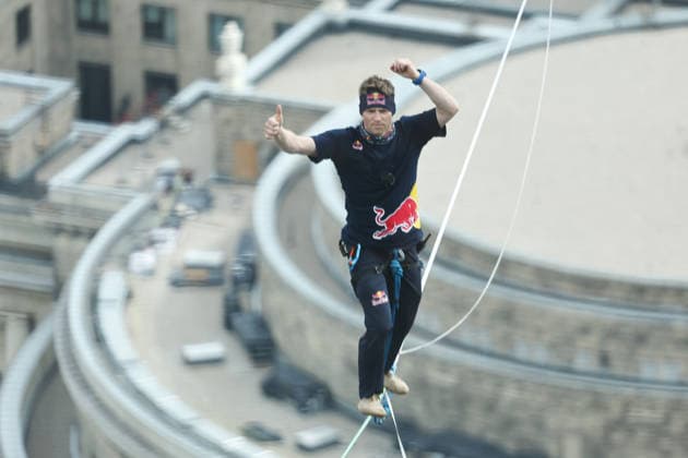 Jaan Roose crossed a highline between two tallest Polish building WARSAW, POLAND - MAY 31: Jaan Roose walks a highline between the Palace of Culture and Science and Varso Tower during the Red Bull Time Line in Warsaw, Poland, May 31, 2026. During the event Estonian slackliner crossed a 500-meter-long line suspended about 180 meters above the city streets between two tallest buildings in Poland. Jakub Porzycki Anadolu Warsaw Poland. Editorial use only. Please get in touch for any other usage.  Copyright: x2026xAnadoluxJakubxPorzyckix