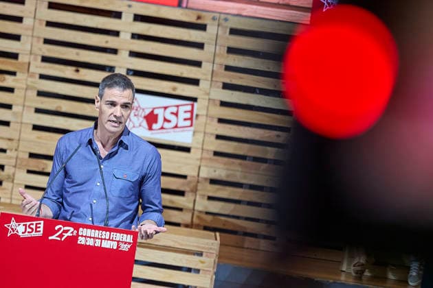 Pedro Sánchez closes the Socialist Youth Congress in Madrid The Secretary General of the PSOE and President of the Government, Pedro Sánchez, during the closing ceremony of the 27th JSE Congress, at the UGT Madrid headquarters, on May 31, 2026, in Madrid Spain This meeting with the Socialist Youth of Spain is Sánchezs first appearance at a party meeting following the latest court developments 31 MAY 2026 Jesús Hellí Madrid Madrid Madrid Spain  Copyright: xJesusxHellinx 7561884