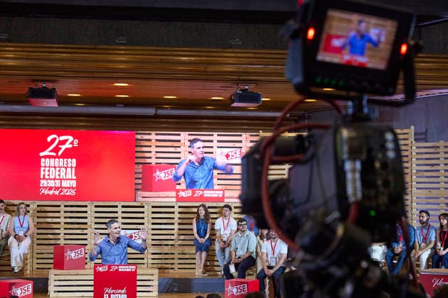 Pedro Sánchez closes the Socialist Youth Congress in Madrid The Secretary General of the PSOE and President of the Government, Pedro Sánchez, during the closing ceremony of the 27th JSE Congress, at the UGT Madrid headquarters, on May 31, 2026, in Madrid Spain This meeting with the Socialist Youth of Spain is Sánchezs first appearance at a party meeting following the latest court developments 31 MAY 2026 Jesús Hellí Madrid Madrid Madrid Spain  Copyright: xJesusxHellinx 7561895