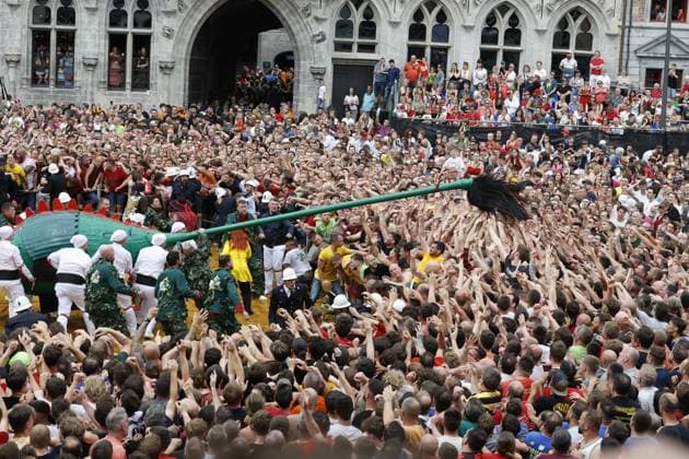 the Ducasse - Doudou folkloric festival in Mons, Sunday 31 May 2026. The Doudou feast compromises two parts, a procession with the shrine of Waltrude and the fight between Saint George and the dragon (Lumecon). The Doudou was recognized in 2005 by UNESCO as one of the masterpieces of the Oral and Intangible Heritage of Humanity.  NICOLASxMAETERLINCK 175528879