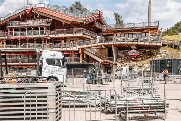 31.05.2026, Schladming, AUT, Unterwegs in Steiermark, Aufbau, SummerOpening Schladming 2026, Bild Aufbau, *** 31 05 2026, Schladming, AUT, On the road in Styria, Setup, SummerOpening Schladming 2026, Image Setup,