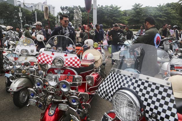 Vespa enthusiasts gather for the Jakarta Mods Mayday (JMM) 2026 Festival in Indonesia JAKARTA, INDONESIA - MAY 31: Thousands of Vespa enthusiasts from around the world gather for Jakarta Mods Mayday (JMM) 2026, an annual event that unites scooter lovers in Jakarta, Indonesia on May 31, 2026. Organized by Warriors Jakarta Production, the event drew an estimated 5,000 participants who joined a convoy through the capital’s major streets. More than a celebration of scooter culture, JMM 2026 is expected to contribute positively to Jakarta’s tourism and creative economy. Indonesia has long been home to one of the largest Vespa communities in Southeast Asia, with deep roots dating back to the 1960s. Vespa clubs thrive in nearly every province, ser  Copyright: x2026xAnadoluxAgoesxRudiantox