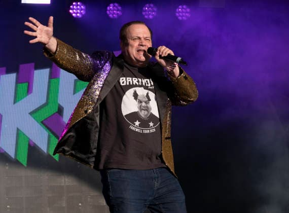 Wychwood Festival 2026 SHAUN WILLIAMSON Barrioke performing at Wychwood Festival,Cheltenham Racecourse, Credit:x Brian Jordan - B2820 Avalon uk  Copyright: xxx xBrianxJordanx-xB2820x xAvalonx 1106931317