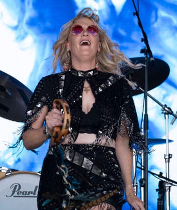 Wychwood Festival 2026 Elles Bailey performing at Wychwood Festival,Cheltenham Racecourse, Credit:x Brian Jordan - B2820 Avalon uk  Copyright: xxx xBrianxJordanx-xB2820x xAvalonx 1106934784