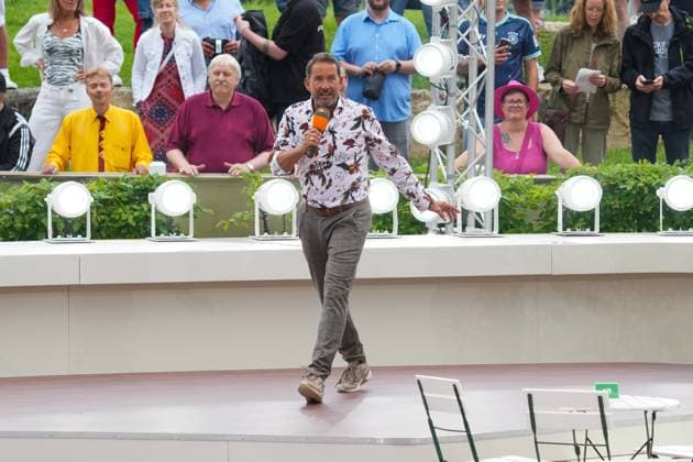 ZDF-Fernsehgarten 2026. Markus Schöffl im ZDF Fernsehgarten mit dem Motto Bingo-Party am 31.05.2026 in Mainz. Mainz ZDF Fernsehgarten Rheinland-Pfalz *** ZDF Fernsehgarten 2026 Markus Schöffl in the ZDF Fernsehgarten with the motto Bingo Party on 31 05 2026 in Mainz Mainz ZDF Fernsehgarten Rheinland Pfalz