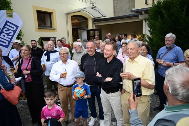 Wahlparty des Amtsinhabers und Oberbürgermeisterkandidaten Octavian Ursu im Ristorante Da Vinci. Görlitz, 31.05.2026. Octavian Ursu bleibt Oberbürgermeister von Görlitz. Er gewann heute in der zweiten Wahlrunde mit 55,8 Prozent. AfD-Konkurrent Sebastian Wippel kam auf 44,2 Prozent. Damit ist Ursu für weitere sieben Jahre gewählt. Der CDU-Kandidat trat mit Unterstützung der Bündnis- Grünen, Motor für Görlitz Bürger für Görlitz an. Copyright: xMatthiasxWehnertx