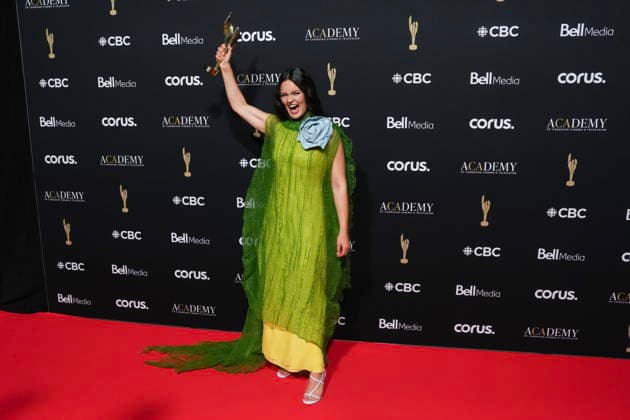 May 31, 2026, Toronto, On, CAN: Anna Lambe holds a trophy after winning Best Lead Performer, Comedy for North of North at The Canadian Screen Awards in Toronto on Sunday, May 31, 2026. Toronto CAN  - ZUMAc35_ 20260531_zaf_c35_060 Copyright: xChrisxYoungx