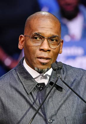 May 31, 2026, Atlanta, Georgia, USA: Dr Jamal Bryant speaks at the Jon Ossoff and Keisha Lance Bottoms Rally at The Tabernacle, Atlanta Georgia 5-31-26. This is the first joint appearance by Ossoff and Bottoms, who are partnering as the top of the ticket candidates to get out the vote ahead of November. Atlanta USA  - ZUMAs380 20260531_zep_s380_001 Copyright: xDerekxStormx