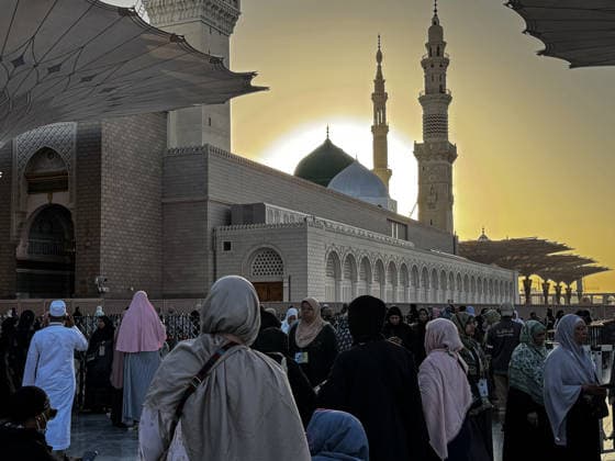 Muslim pilgrims continue to arrive in Medina MEDINA, SAUDI ARABIA - JUNE 1: A view of the Al-Masjid an-Nabawi (the Prophet s Mosque) as Muslim pilgrims who have completed their Hajj duties in Mecca and bid farewell to the Kaaba continue to arrive the city that welcomed Prophet Muhammad during the Hijrah (migration) in Medina, Saudi Arabia, on June 1, 2026. Ali Atmaca Anadolu Medina Saudi Arabia. Editorial use only. Please get in touch for any other usage.  Copyright: x2026xAnadoluxAlixAtmacax