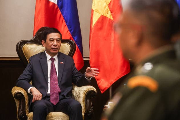 Vietnam, Philippines defense chiefs meet after signing pact to elevate ties in Manila MANILA, PHILIPPINES – JUNE 1: Vietnamese Defense Minister Phan Van Giang speaks during a meeting with Philippine Defense Secretary Gilberto Teodoro Jr. following the signing of a new security pact in Manila, Philippines, on June 1, 2026. Vietnam and the Philippines signed a memorandum of understanding to strengthen cooperation in maritime security, military education and disaster response, elevating bilateral relations to an Enhanced Strategic Partnership. Daniel Ceng Anadolu Manila Philippines. Editorial use only. Please get in touch for any other usage.  Copyright: x2026xAnadoluxDanielxCengx