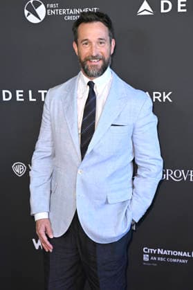 Noah Wyle bei der Motion Picture & Television Fund NextGen Summer Party 2026 im Restaurant Aster. Los Angeles, 31.05.2026 *** Noah Wyle at the Motion Picture Television Fund NextGen Summer Party 2026 at Aster Restaurant Los Angeles, 31 05 2026 Foto:xD.xStarbuckx xFuturexImagex mptf_6582