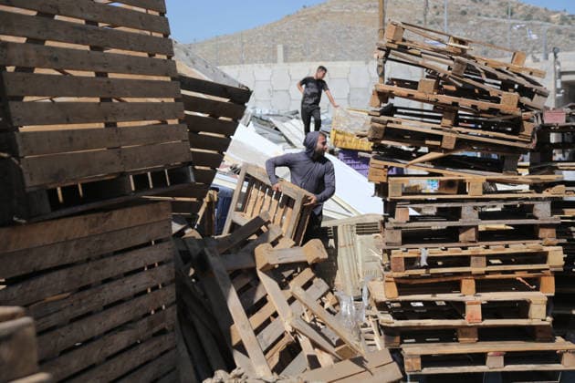 Palestinians inspect the rubble of their property after Israeli authorities demolished a large part of the main vegetable market in the West Bank village of Beita, southeast of Nablus Palestinians inspect the rubble of their property after Israeli authorities demolished a large part of the main vegetable market in the West Bank village of Beita, southeast of Nablus.June 1, 2026. Photo by Mohammed Nasser apaimages Nablus West Bank Palestinian Territory 010626_Nablus_MN_00(8) Copyright: xapaimagesxMohammedxNasserx xapaimagesx