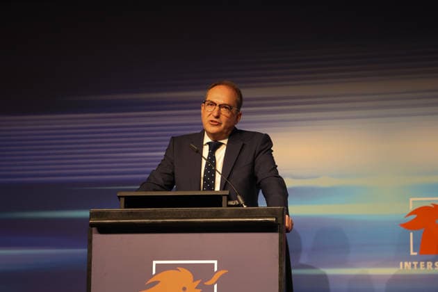 Interschutz 2026. Alexander Dobrindt (CSU), Bundesminister des Innern bei der Eröffnungsfeier der Weltleitmesse für die Bereiche Rettungsdienst, Brand- bzw. Katastrophenschutz und Sicherheit. Hannover, Niedersachsen, DEU, Deutschland, 01.06.2026 *** Interschutz 2026 Alexander Dobrindt CSU , Federal Minister of the Interior at the opening ceremony of the worlds leading trade fair for rescue services, fire and disaster control and safety Hanover, Lower Saxony, DEU, Germany, 01 06 2026