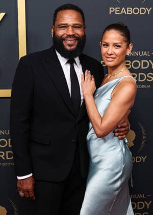 86th Annual Peabody Awards BEVERLY HILLS, LOS ANGELES, CALIFORNIA, USA - MAY 31: Anthony Anderson and girlfriend Rocsi Diaz arrive at the 86th Annual Peabody Awards held at the Beverly Wilshire, A Four Seasons Hotel on May 31, 2026 in Beverly Hills, Los Angeles, California, United States. Beverly Hills Beverly Wilshire, A Four Seasons Hotel California United States Copyright: xXavierxCollin ImagexPressxAgencyx