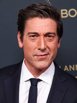 86th Annual Peabody Awards BEVERLY HILLS, LOS ANGELES, CALIFORNIA, USA - MAY 31: American journalist and anchor for ABC World News Tonight and co-anchor of the ABC News magazine 20 20 David Muir arrives at the 86th Annual Peabody Awards held at the Beverly Wilshire, A Four Seasons Hotel on May 31, 2026 in Beverly Hills, Los Angeles, California, United States. Beverly Hills Beverly Wilshire, A Four Seasons Hotel California United States Copyright: xXavierxCollin ImagexPressxAgencyx