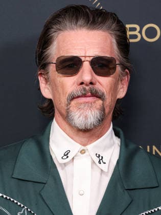 86th Annual Peabody Awards BEVERLY HILLS, LOS ANGELES, CALIFORNIA, USA - MAY 31: Ethan Hawke wearing Tecovas x H Bar C arrives at the 86th Annual Peabody Awards held at the Beverly Wilshire, A Four Seasons Hotel on May 31, 2026 in Beverly Hills, Los Angeles, California, United States. Beverly Hills Beverly Wilshire, A Four Seasons Hotel California United States Copyright: xXavierxCollin ImagexPressxAgencyx
