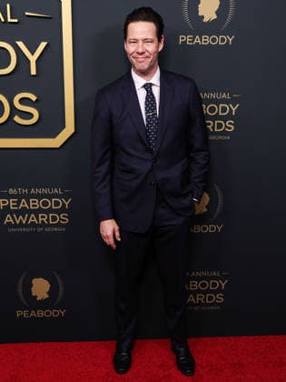 86th Annual Peabody Awards BEVERLY HILLS, LOS ANGELES, CALIFORNIA, USA - MAY 31: Ike Barinholtz arrives at the 86th Annual Peabody Awards held at the Beverly Wilshire, A Four Seasons Hotel on May 31, 2026 in Beverly Hills, Los Angeles, California, United States. Beverly Hills Beverly Wilshire, A Four Seasons Hotel California United States Copyright: xXavierxCollin ImagexPressxAgencyx