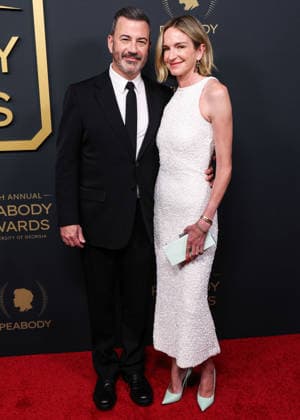 86th Annual Peabody Awards BEVERLY HILLS, LOS ANGELES, CALIFORNIA, USA - MAY 31: Jimmy Kimmel and wife Molly McNearney arrive at the 86th Annual Peabody Awards held at the Beverly Wilshire, A Four Seasons Hotel on May 31, 2026 in Beverly Hills, Los Angeles, California, United States. Beverly Hills Beverly Wilshire, A Four Seasons Hotel California United States Copyright: xXavierxCollin ImagexPressxAgencyx