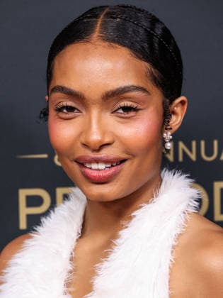 86th Annual Peabody Awards BEVERLY HILLS, LOS ANGELES, CALIFORNIA, USA - MAY 31: Yara Shahidi wearing Loewe Fall 2026, styled by Jason Bolden arrives at the 86th Annual Peabody Awards held at the Beverly Wilshire, A Four Seasons Hotel on May 31, 2026 in Beverly Hills, Los Angeles, California, United States. Beverly Hills Beverly Wilshire, A Four Seasons Hotel California United States Copyright: xXavierxCollin ImagexPressxAgencyx
