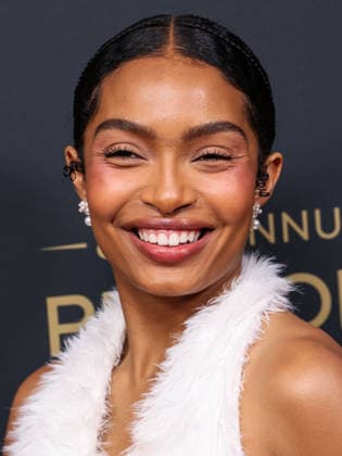 86th Annual Peabody Awards BEVERLY HILLS, LOS ANGELES, CALIFORNIA, USA - MAY 31: Yara Shahidi wearing Loewe Fall 2026, styled by Jason Bolden arrives at the 86th Annual Peabody Awards held at the Beverly Wilshire, A Four Seasons Hotel on May 31, 2026 in Beverly Hills, Los Angeles, California, United States. Beverly Hills Beverly Wilshire, A Four Seasons Hotel California United States Copyright: xXavierxCollin ImagexPressxAgencyx