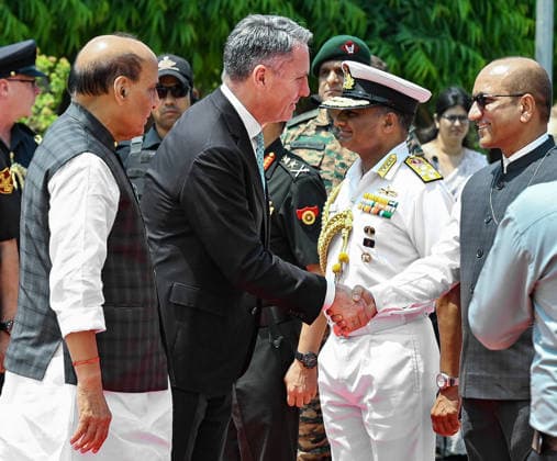 Ceremonial Guard of Honour for Australia s Deputy PM and Defence Minister Richard Marles at Manekshaw Centre New Delhi, June 01 (ANI): Australia s Deputy PM and Defence Minister Richard Marles and Defence Minister Rajnath Singh during the ceremonial Guard of Honour at Manekshaw Centre, in New Delhi on Monday. NEW DELHI Delhi India Copyright: xANIx ANI_20260601151