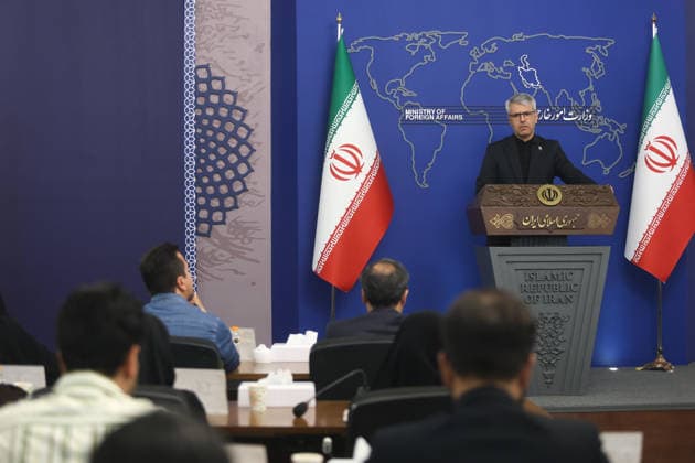 Weekly press conference by Foreign Ministry Spokesperson Esmaeil Baghaei in Tehran, Iran - 01 Jun 2026 Esmail Baghaei Hamaneh, spokesperson of Foreign Ministry seen during his weekly press conference. Tehran Iran Copyright: xFoadxAshtarix xSOPAxImagesx FAshtari-2534