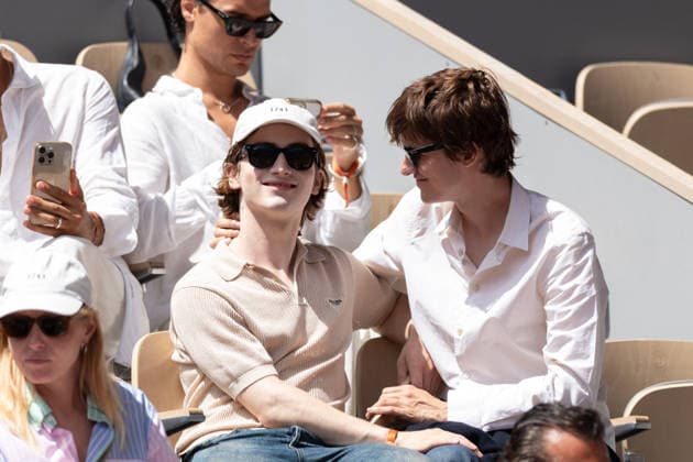 2026 French Open - Celebrities In Stand Day 9 NB Pierre de Maere and his Boyfriend in stand day 9 during the 2026 French Open at Roland Garros on June 01, 2026 in Paris, France. Photo by Nasser Berzane ABACAPRESS.COM  Copyright: xBerzanexNasser ABACAx