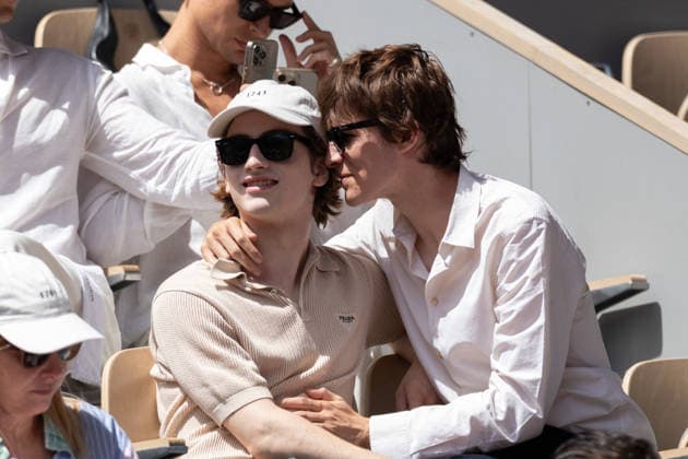 2026 French Open - Celebrities In Stand Day 9 NB Pierre de Maere and his Boyfriend in stand day 9 during the 2026 French Open at Roland Garros on June 01, 2026 in Paris, France. Photo by Nasser Berzane ABACAPRESS.COM  Copyright: xBerzanexNasser ABACAx