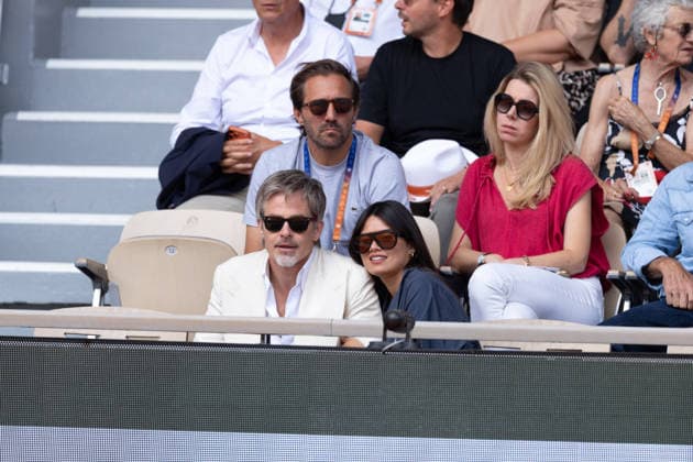 2026 French Open - Celebrities In Stand Day 9 NB Chris Pine and girlfriend Keana Sky Wenger in stand day 9 during the 2026 French Open at Roland Garros on June 01, 2026 in Paris, France. Photo by Nasser Berzane ABACAPRESS.COM  Copyright: xBerzanexNasser ABACAx
