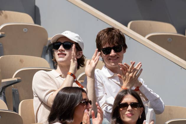 2026 French Open - Celebrities In Stand Day 9 NB Pierre de Maere and his Boyfriend in stand day 9 during the 2026 French Open at Roland Garros on June 01, 2026 in Paris, France. Photo by Nasser Berzane ABACAPRESS.COM  Copyright: xBerzanexNasser ABACAx