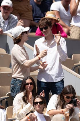 2026 French Open - Celebrities In Stand Day 9 NB Pierre de Maere and his Boyfriend in stand day 9 during the 2026 French Open at Roland Garros on June 01, 2026 in Paris, France. Photo by Nasser Berzane ABACAPRESS.COM  Copyright: xBerzanexNasser ABACAx