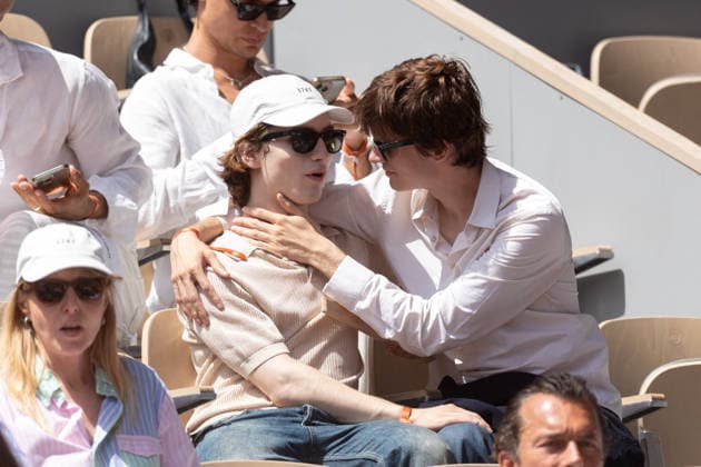 2026 French Open - Celebrities In Stand Day 9 NB Pierre de Maere and his Boyfriend in stand day 9 during the 2026 French Open at Roland Garros on June 01, 2026 in Paris, France. Photo by Nasser Berzane ABACAPRESS.COM  Copyright: xBerzanexNasser ABACAx