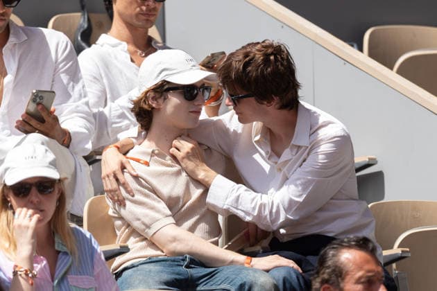 2026 French Open - Celebrities In Stand Day 9 NB Pierre de Maere and his Boyfriend in stand day 9 during the 2026 French Open at Roland Garros on June 01, 2026 in Paris, France. Photo by Nasser Berzane ABACAPRESS.COM  Copyright: xBerzanexNasser ABACAx