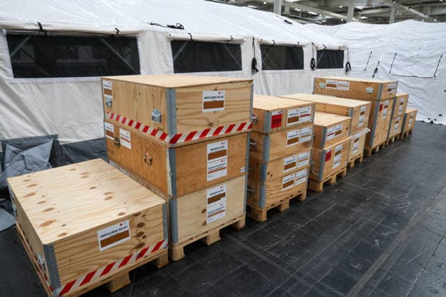 Interschutz 2026 - Presserundgang Mobiles Feldkrankenhaus Mit dem mobilen Feldkrankenhaus kann das DRK dort helfen, wo die Not am größten ist. Feldkrankenhaus auf der Weltleitmesse für die Bereiche Rettungsdienst, Brand- bzw. Katastrophenschutz und Sicherheit. Hannover, Niedersachsen, DEU, Deutschland, 01.06.2026 *** Interschutz 2026 Press tour Mobile field hospital With the mobile field hospital, the German Red Cross can help where the need is greatest Field hospital at the worlds leading trade fair for rescue services, fire and disaster control and safety Hanover, Lower Saxony, DEU, Germany, 01 06 2026