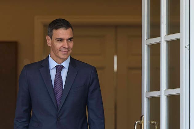 Sánchez receives Prince Albert II of Monaco The President of the Government, Pedro Sánchez, receives the sovereign prince of the Principality of Monaco, Albert II, at the La Moncloa Complex, on June 1, 2026, in Madrid Spain The official audience is part of the Grimaldi monarchs two-day state visit to the country, scheduled to commemorate the 150th anniversary of diplomatic relations between Spain and Monaco 01 JUNE 2026 Jesús Hellí Madrid Madrid Madrid Spain  Copyright: xJesusxHellinx 7564426