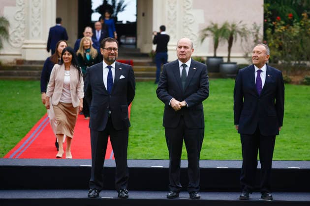 Vina del Mar June 1, 2026 The official photograph of the President of the Republic and the Ministerial Cabinet is taken at the Presidential Palace of Cerro Castillo in the municipality of Vina del Mar Dragomir Yankovic Aton Chile, Vina del Mar Chile Aton 1161246  Copyright: DRAGOMIRxYANKOVIC ATONxCHILE