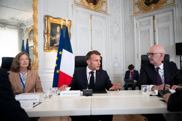 Choose France Business Summit - Paris French President Emmanuel Macron and French Economy Minister Orland Lescure during the « Choose France Summit » at the Chateau de Versailles in Versailles, near Paris, France, June 1, 2026. Photo by Eliot Blondet ABACAPRESS.COM Paris France France  Copyright: xBlondetxEliot ABACAx