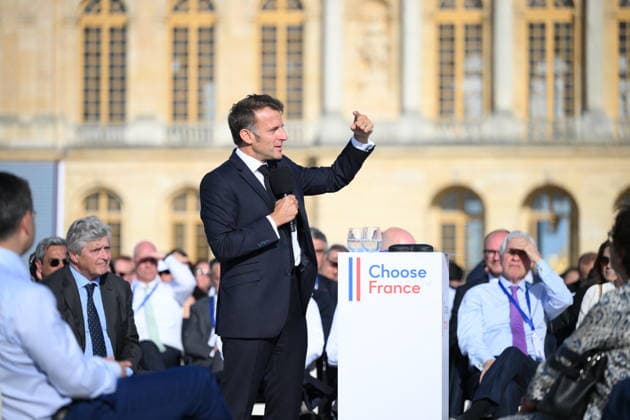 Choose France Business Summit - Paris French president Emmanuel Macron delivers a speech during a Choose France summit in Versailles, France on June 1, 2026. Photo by Eliot Blondet ABACAPRESS.COM Versailles France  Copyright: xBlondetxEliot ABACAx