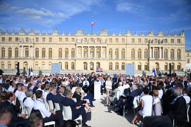 Choose France Business Summit - Paris French president Emmanuel Macron delivers a speech during a Choose France summit in Versailles, France on June 1, 2026. Photo by Eliot Blondet ABACAPRESS.COM Versailles France  Copyright: xBlondetxEliot ABACAx