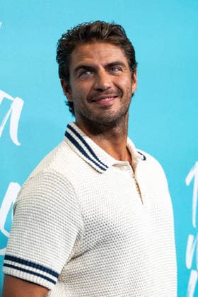 June 1, 2026, Madrid, Madrid, SPAIN: Spanish actor MAXI IGLESIAS attends the fan event for the new Spanish film Todo lo que nunca fuimos in Madrid. Madrid SPAIN  - ZUMAc270 20260601_zip_c270_013 Copyright: xDavidxCruzxSanzx
