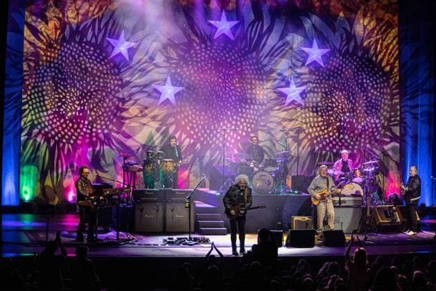 June 1, 2026, Salt Lake City, Ut, US: Ringo Starr and His All Starr Band, featuring Buck Johnson, Steve Luthaker, Warren Ham, Hamish Stuart, Gregg Bissonette and Colin Hay, Performs in Salt Lake City at The Eccles Theater Salt Lake City US  - ZUMAn274 20260601_fap_n274_010 Copyright: xMosesxNamkungx