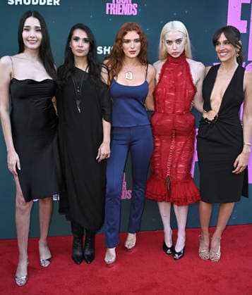 ˜Find Your Friends™ Los Angeles Special Screening Zion Moreno, Sophia Ali, Bella Throne, Chloe Cherry and Izabel Pakzad arriving to the Los Angeles special screening of Find Your Friends at the Vista Theatre on June 1, 2026 in Los Angeles, CA. Los Angeles Vista Theatre California USA Copyright: xStarbuck xAFF-USA.COMx