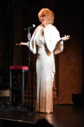 Cornelia Corba Saengerin Schauspielerin Muenchen 01.06.2026 Deutsches Theater Silbersaal Cornelia Corba Show Marilyn forever zum 1oo. von Mariyne Monroe Filmschauspielerin Foto Muenchen *** Cornelia Corba singer actress Munich 01 06 2026 Deutsches Theater Silbersaal Cornelia Corba show Marilyn forever to the 1oo of Mariyne Monroe movie actress photo Munich
