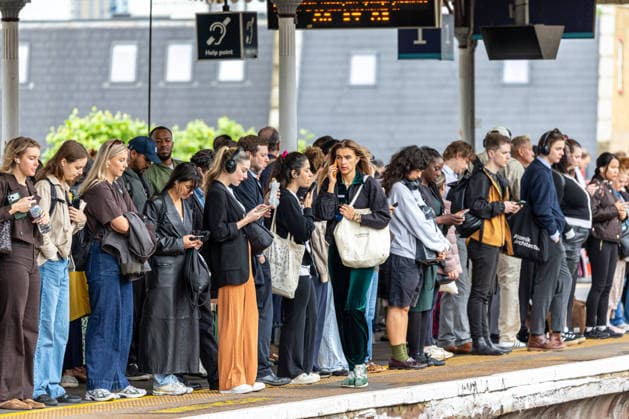 June 2, 2026, London, UK: London, UK. Long queues on the Overground platforms at Clapham Junction south-west London as commuters try to circumvent the 24 hour tube strike this morning. Members of the RMT Union have walked out over a dispute with TFL to introduce a 4 day week. Another 24 hour strike is set for Thursday with the Circle Line, Piccadilly Line Metropolitan Line and Central Line shut down causing major delays on the rest of the Tube network. London UK  - ZUMAl94_ 20260602_zaf_l94_035 Copyright: xAlexxLentatix