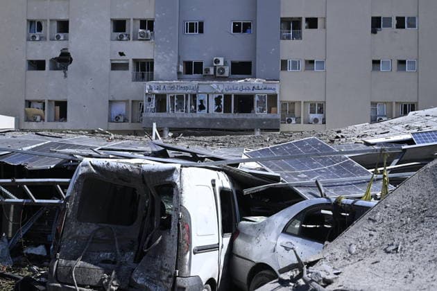 Damage reported near hospital following strike in southern Lebanon TYRE, LEBANON - JUNE 02: Buildings and a parking area opposite Jabal Amel Hospital, the largest hospital in the city of Tyre, sustain heavy damage following a strike in the Maarakah area of southern Lebanon, on June 02, 2026. The hospital building, nearby structures, and vehicles are also damaged. Houssam Shbaro Anadolu Tyre Lebanon. Editorial use only. Please get in touch for any other usage.  Copyright: x2026xAnadoluxHoussamxShbarox