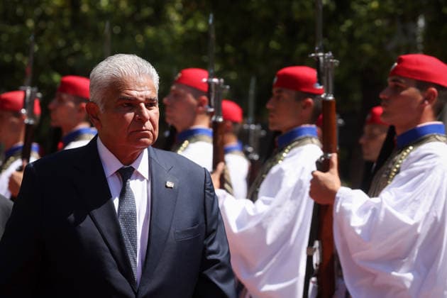Greek President Tasoulas welcomes Panamanian counterpart Mulino in Athens ATHENS, GREECE – JUNE 2: Greek President Konstantinos Tasoulas (not seen) welcomes Panamanian President Jose Raul Mulino (R) during an official welcoming ceremony at the Presidential Palace in Athens, Greece, on June 2, 2026. Costas Baltas Anadolu Athens Greece. Editorial use only. Please get in touch for any other usage.  Copyright: x2026xAnadoluxCostasxBaltasx