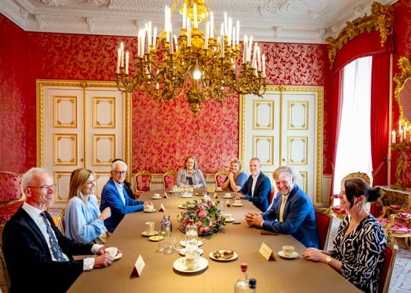 02-06-2026 Palace Queen Maxima and King Willem-Alexander during a meeting with 10 Dutch citizens for an in-depth conversation, about their letters send to the royals, at palace Noordeinde in The Hague. Â  Copyright: xPPEx