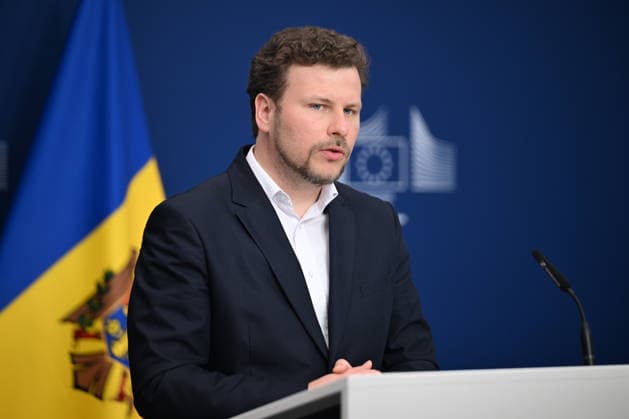 EU and Moldovan officials hold joint press conference in Brussels BRUSSELS, BELGIUM - JUNE 02: European Commission Executive Vice-President for Social Rights and Skills, Quality Jobs and Preparedness Roxana Minzatu (not seen), Moldova’s Minister of Labour and Social Protection Natalia Plugaru (not seen), and Moldova’s Minister of Education and Research Dan Perciun deliver a joint press statement in Brussels, Belgium, on June 02, 2026. Dursun Aydemir Anadolu Brussels Belgium. Editorial use only. Please get in touch for any other usage.  Copyright: x2026xAnadoluxDursunxAydemirx