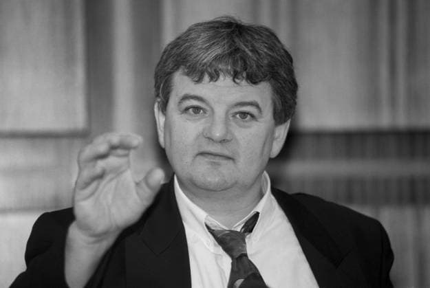 Deutschland, Bonn, 01.07.1993 F: 04-77-19 Fuer Ihr Archiv! Foto: Joschka Fischer, Umweltminister von Hessen Fuer Ihr Archiv! Fuer Ihr Archiv! *** Germany, Bonn, 01 07 1993 F 04 77 19 For your archive Photo Joschka Fischer, Environment Minister of Hesse For your archive For your archive